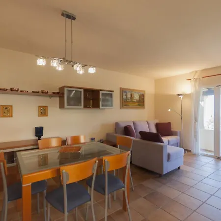 Lets Holidays House 3 In Cala Llevado Apartment