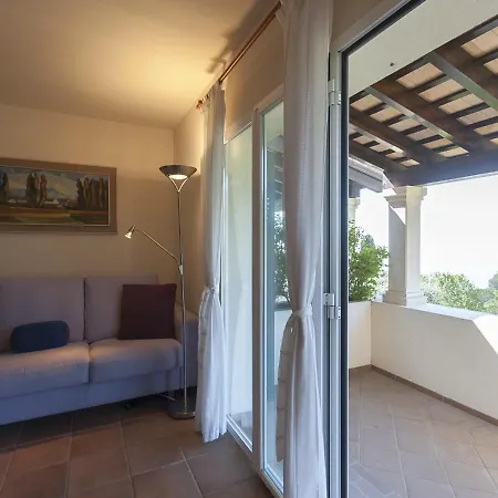Apartment Lets Holidays House 3 In Cala Llevado *